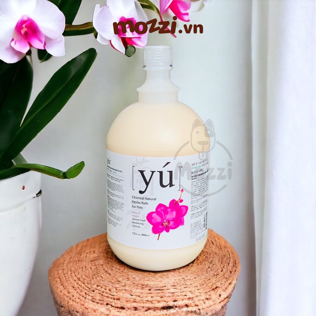 [Can 4L] Sữa tắm Yú thơm lâu cho chó mèo