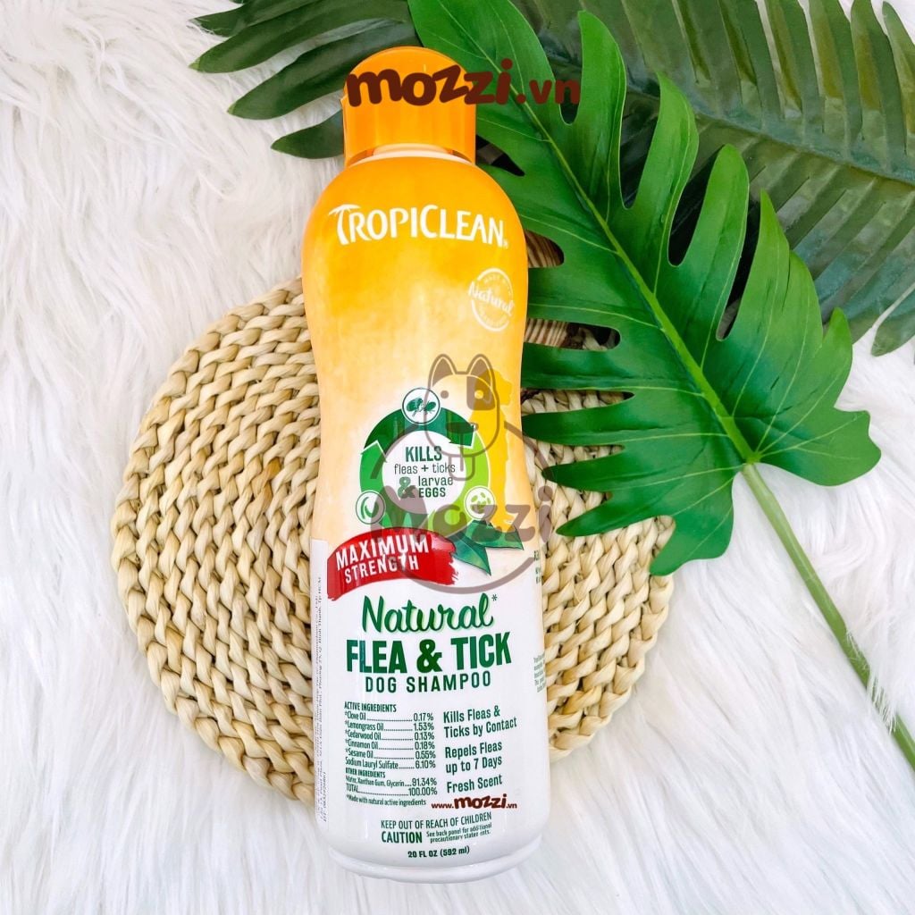 Sữa tắm Tropiclean Natural Flea & Tick Tắm ve và bọ chét 592ml cho chó mèo