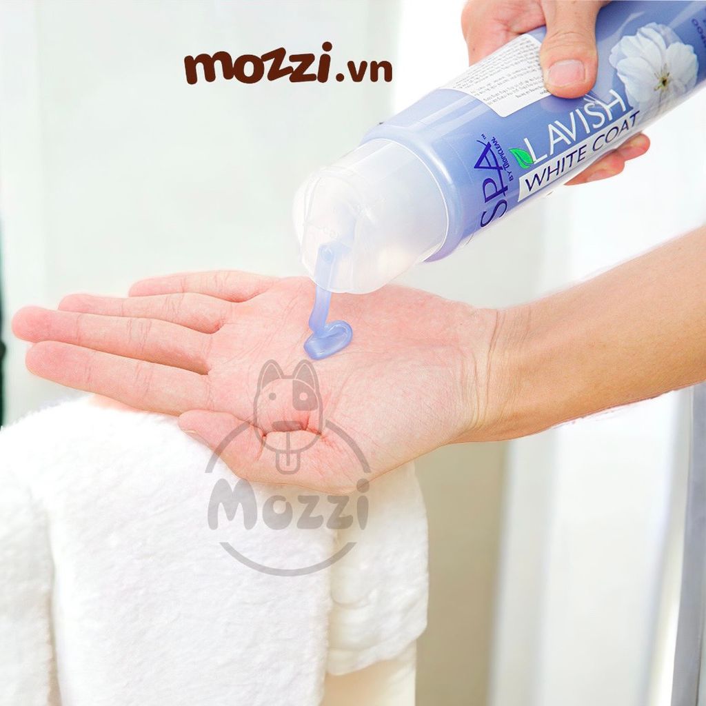 Sữa tắm SPA Tropiclean hương tươi mát cho chó mèo Chai 473ml