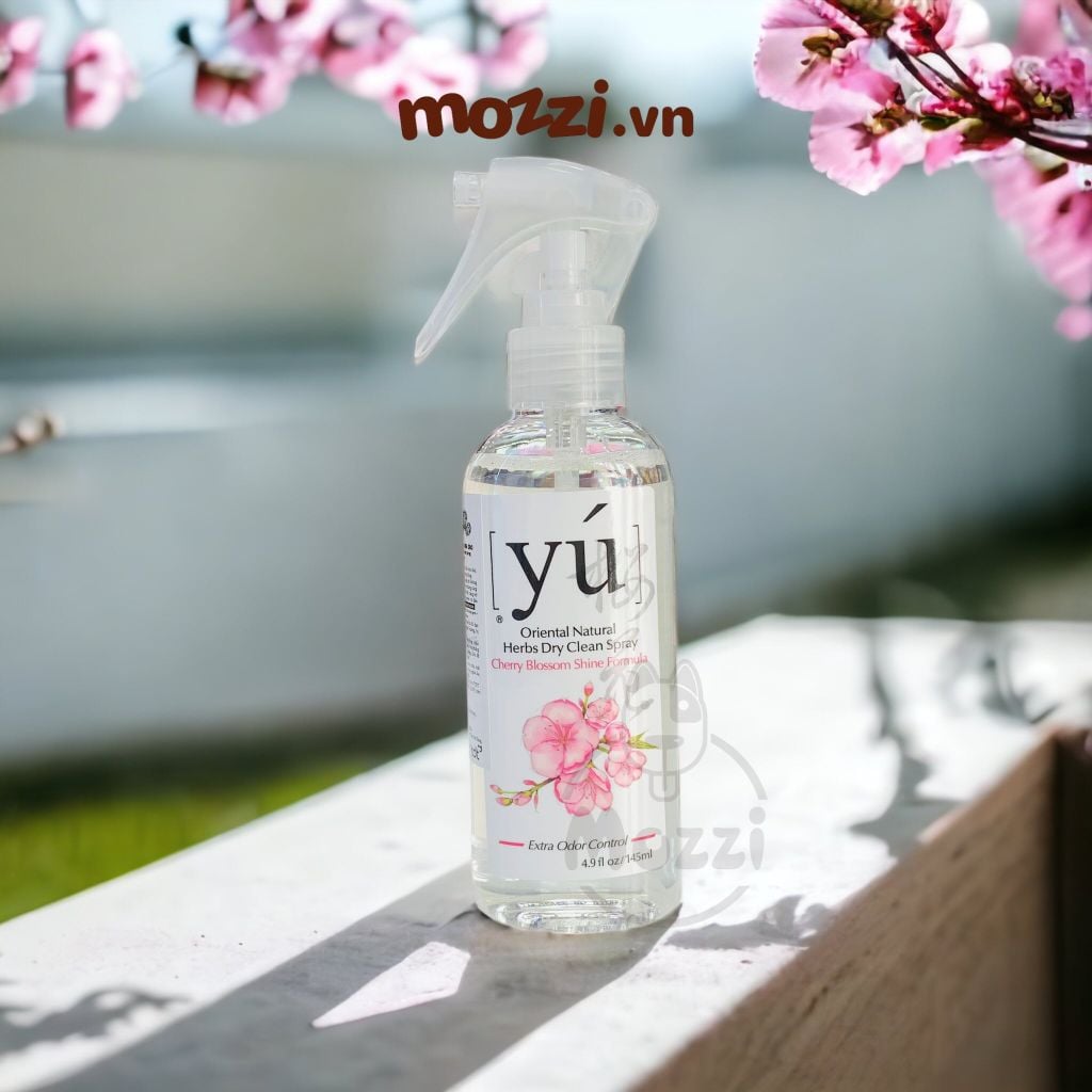 Tắm khô Yú hương hoa thơm lâu dạng xịt cho chó mèo Chai 145ml