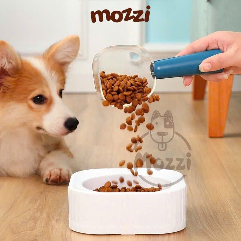 Thìa muổng trong suốt xúc thức ăn hạt gắn kẹp miệng túi