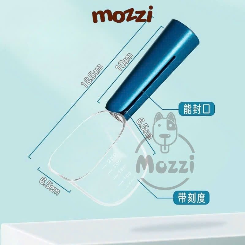 Thìa muổng trong suốt xúc thức ăn hạt gắn kẹp miệng túi