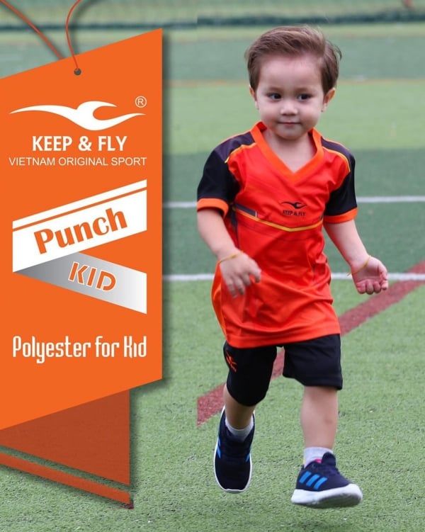 Bộ áo bóng đá Punch Kid cam