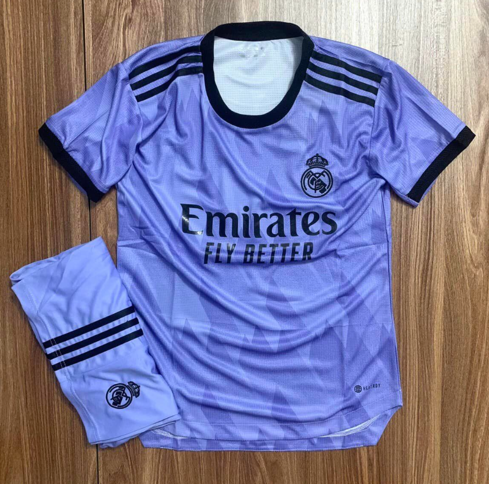 Quần Áo Bóng Đá CLB Real Madrid 2022 - Chuẩn Mẫu Thi Đấu - Vải Polyester Thái Gai Lưới