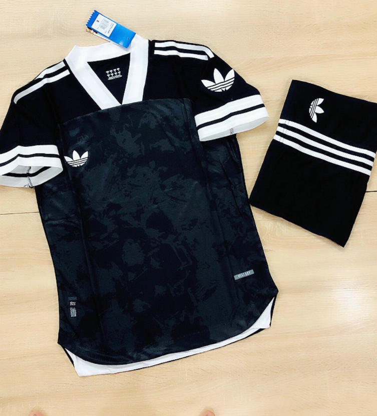 Quần áo đá bóng  ADIDAS Vải Mè Thái Gai lưới Cao cấp màu Đen