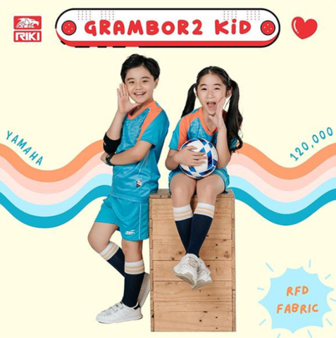 Quần Áo Đá Bóng Trẻ Em Không Logo Riki Grambor 2 Màu Xanh Ya