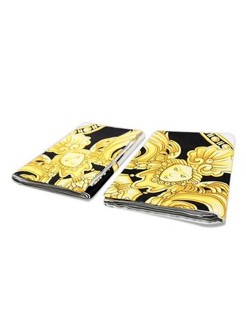 Tấm trải Versace màu vàng-đen-trắng 60x97cm - ZBSS300B1.Z7129
