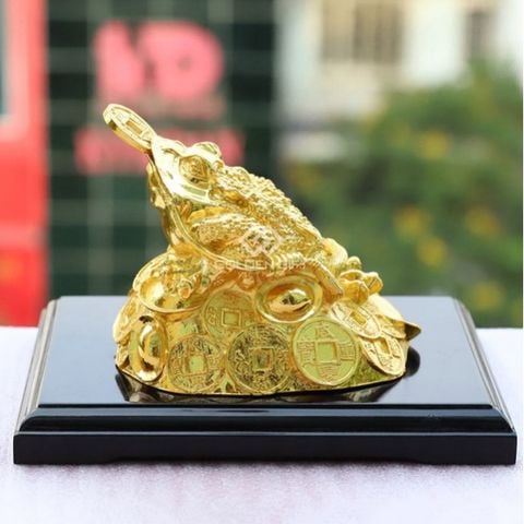 Cóc 3 chân ngậm tiền vàng –  Thiềm thừ phong thuỷ mạ vàng