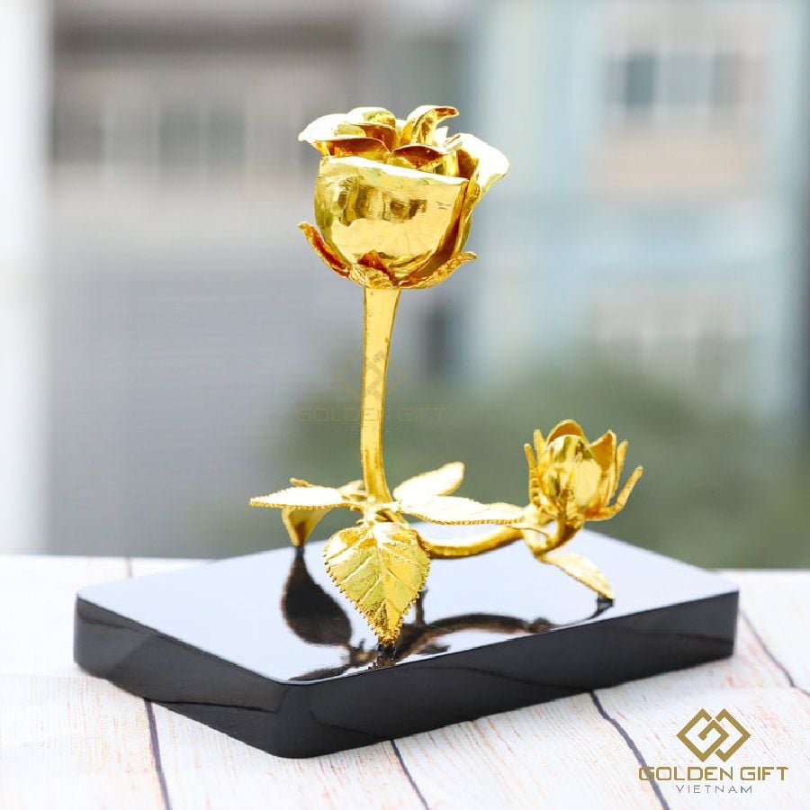 hoa hồng dát vàng 24K - giá hoa hồng mạ vàng
