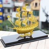 Quà tặng thuyền buồm phong thuỷ mạ vàng
