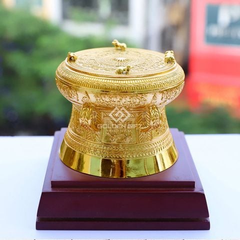 Trống đồng mạ vàng 24K