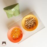  Bát ăn nhựa 4 chân chống gù cho chó mèo 