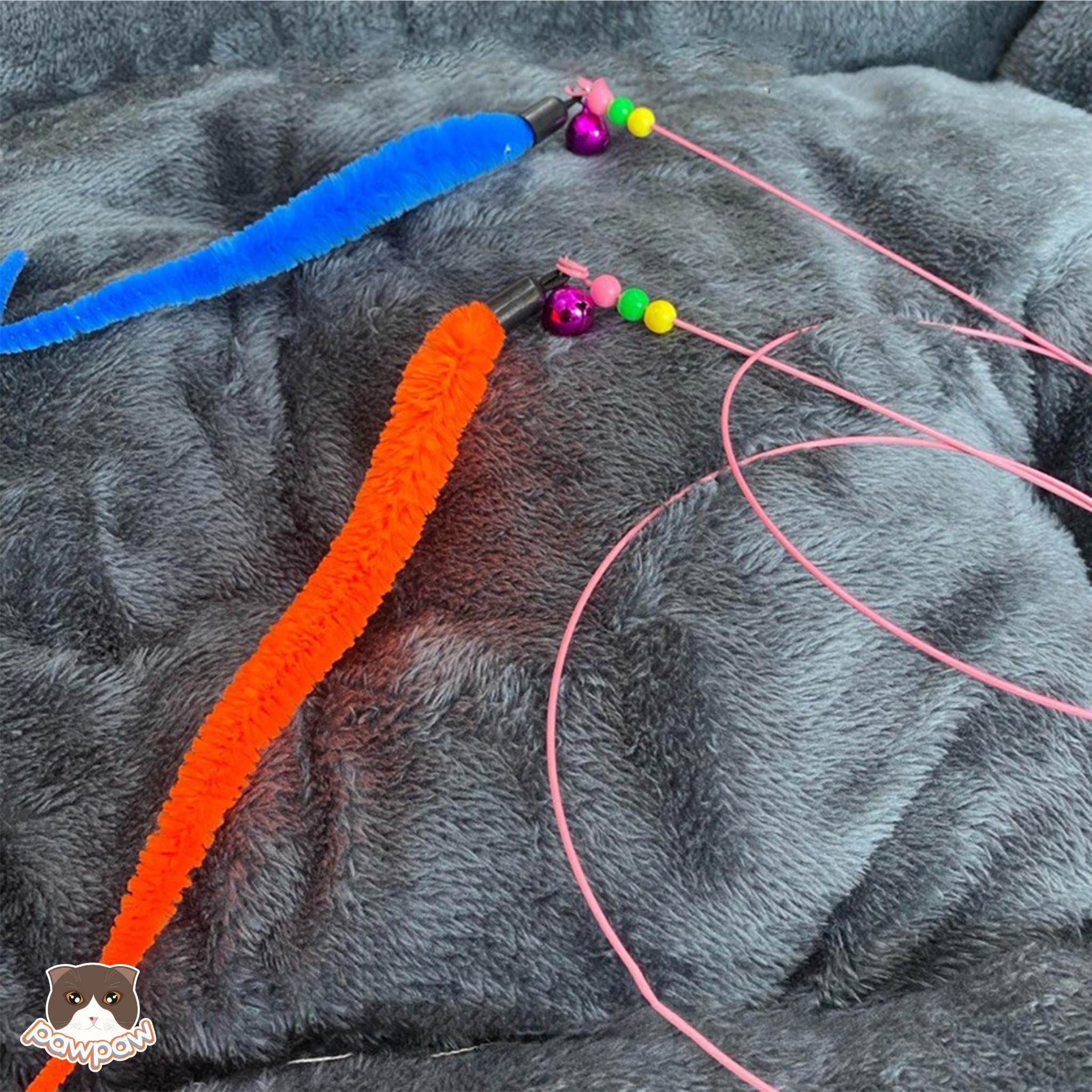  Cần câu dây thép hình sâu cho mèo 