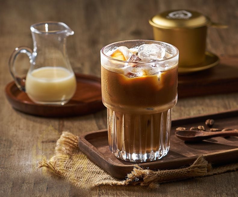  Cafe Sữa (nóng/đá) - Vietnamese coffee with condensed milk 