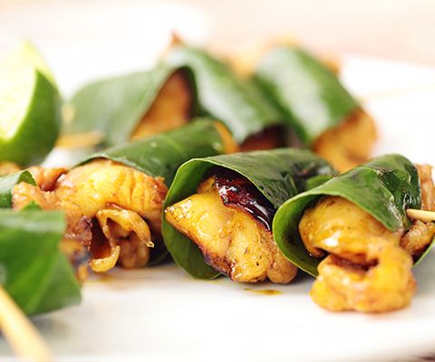  Gà Nướng Lá Chanh - Chicken Grilled With Lemon Leaves 