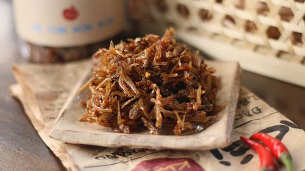 CÁ CƠM MỜM RIM 180G/HỦ - NHÀ HÀNG KHOÁI. 