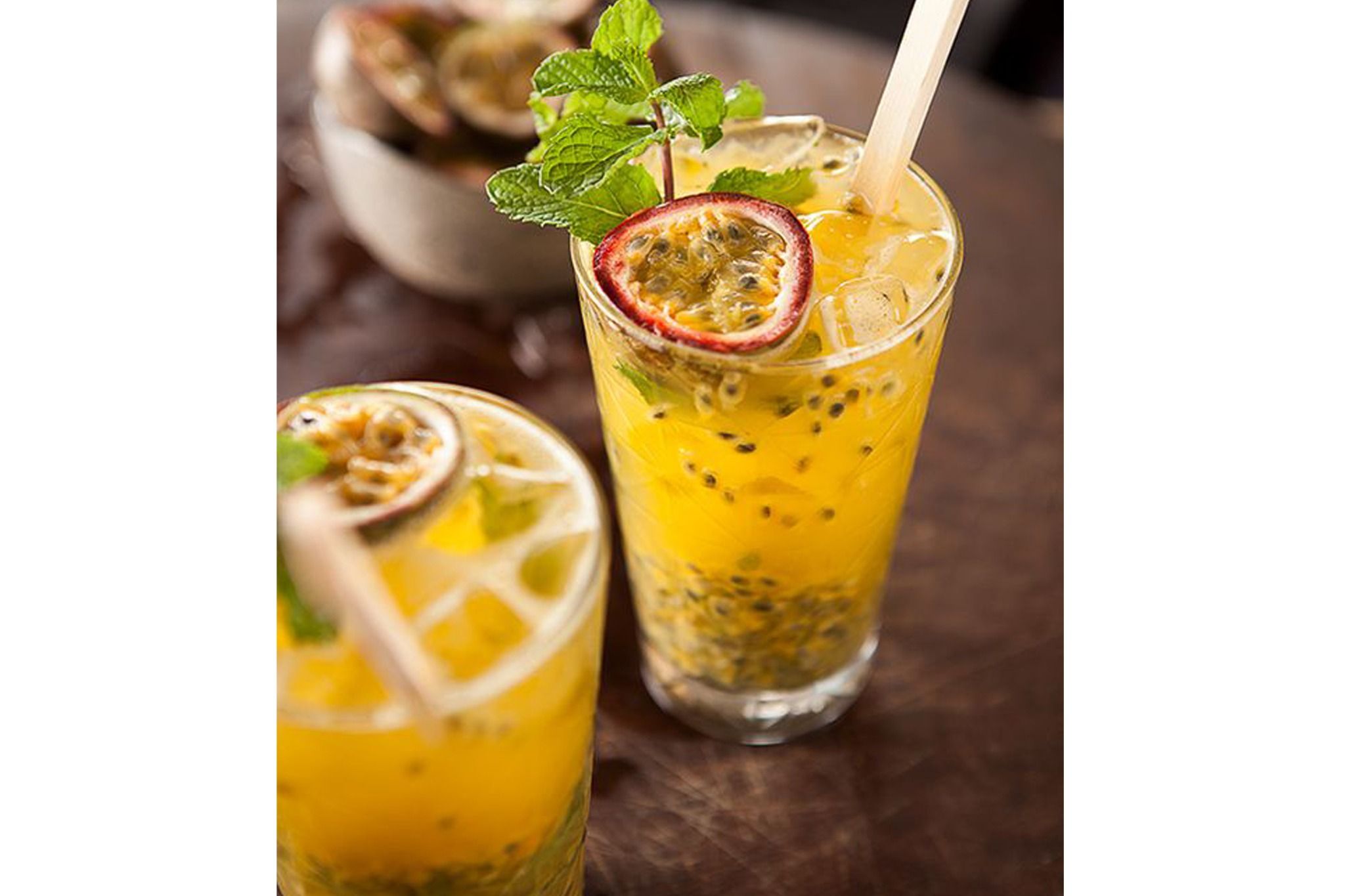  Soda Cam/ Chanh Dây - Soda With Orange Or Passion Juice 