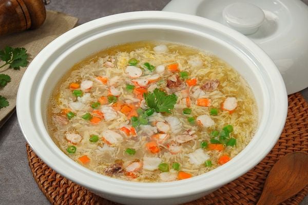  Soup Hải Sản (Thố) - Seafood Soup (Pot) 