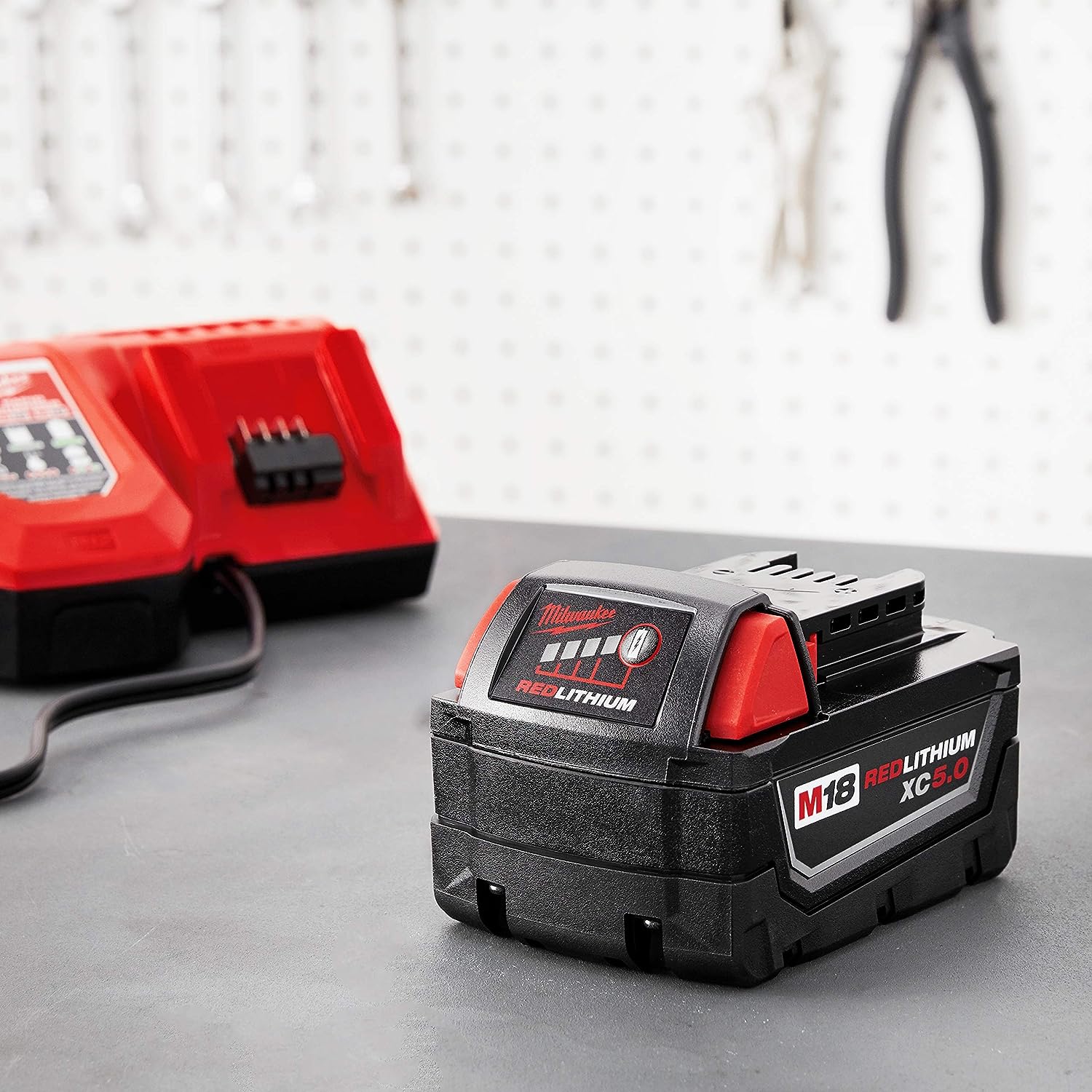 Pin Milwaukee M18 5Ah XC5.0 48-11-1850