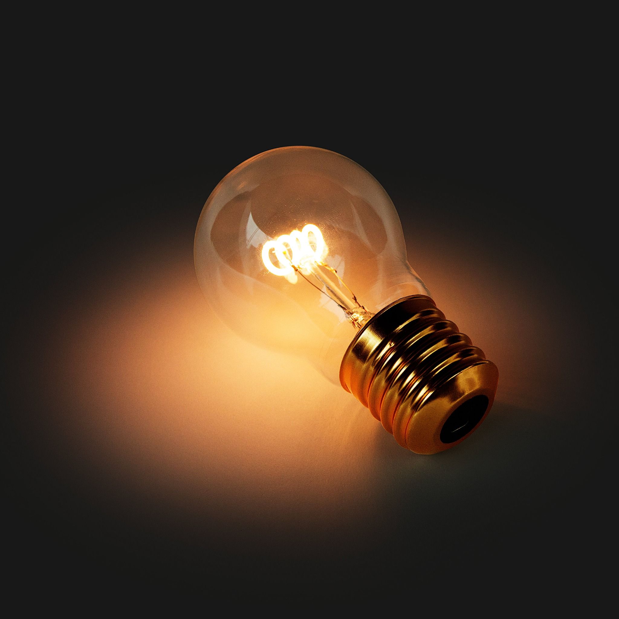  Light bulb 