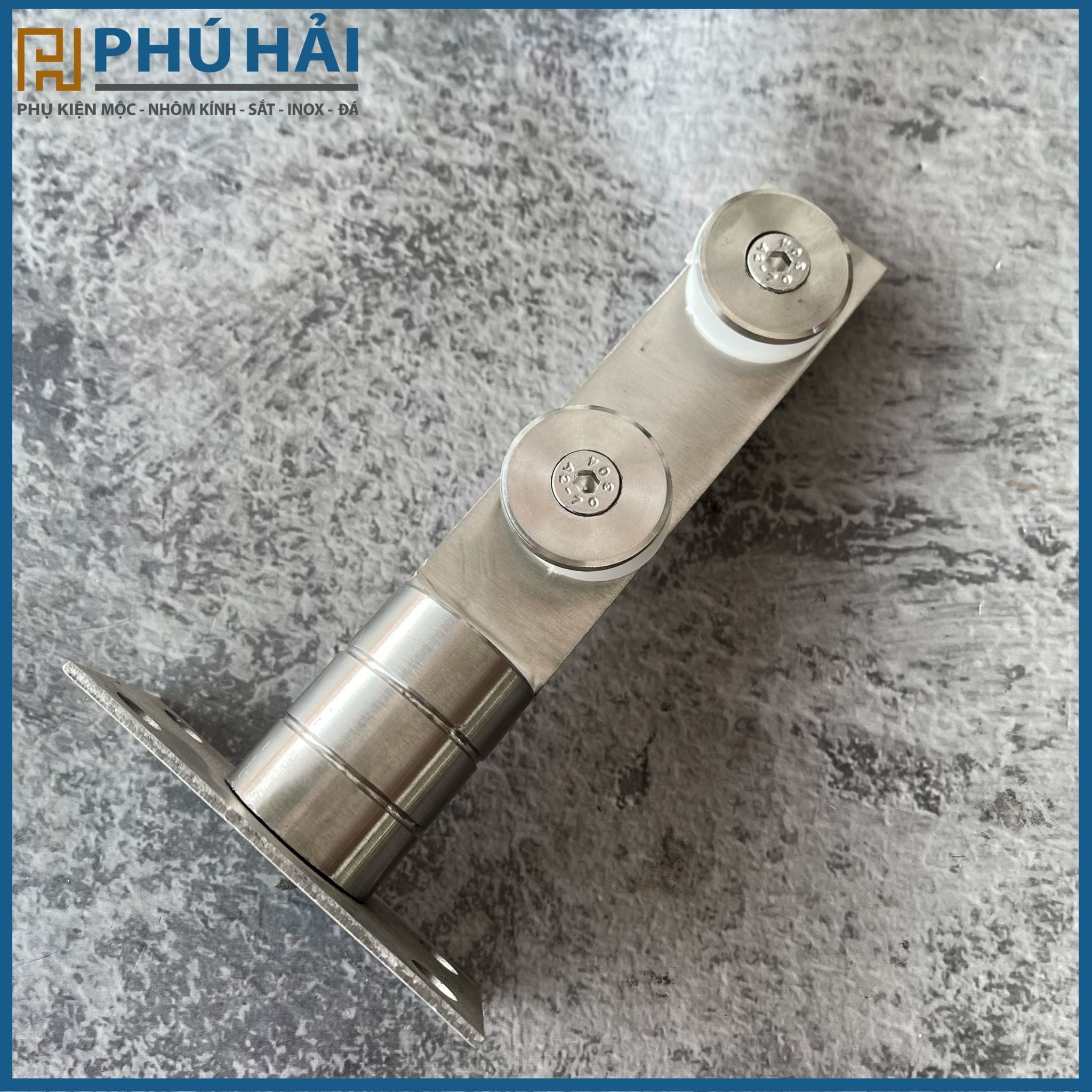 Trụ cầu thang tròn rỗng phi 38 cao 20 – Phân Phối Vật Tư Phụ Kiện Phú Hải
