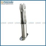 Trụ cầu thang eo trên lan can đầu bằng 