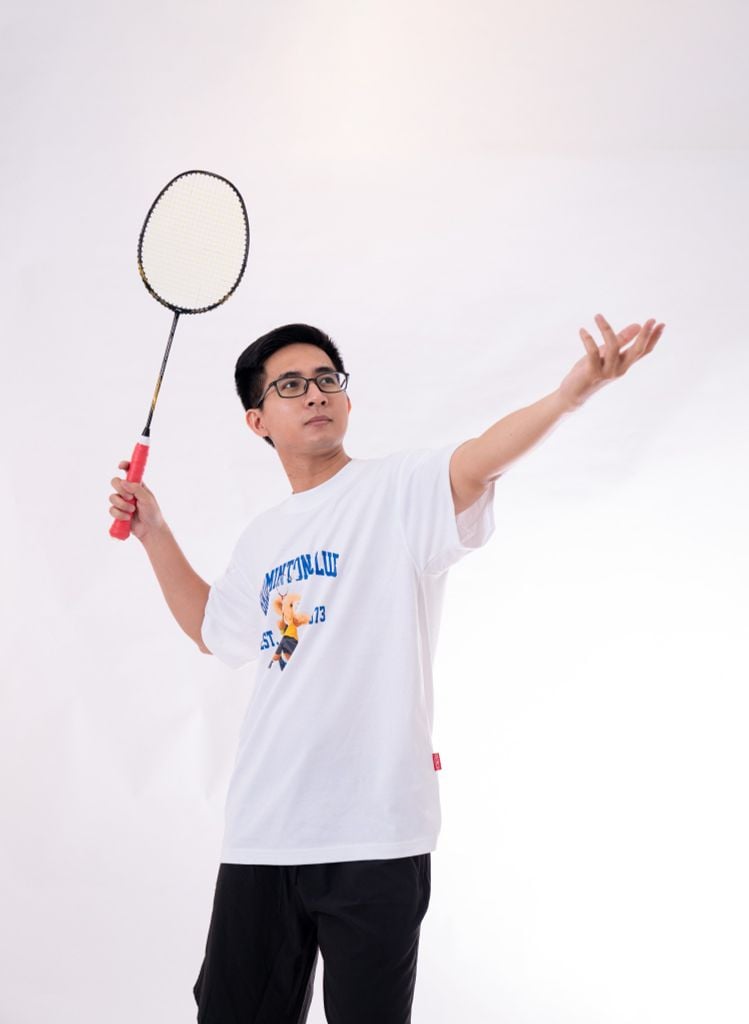 Áo Thun Unisex Gấu Badminton, Cotton - O1A23