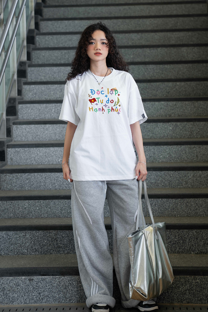 Áo T-shirt Cotton Nam Nữ In CHỮ Độc Lập - Tư Do - Hạnh Phúc - O1A162