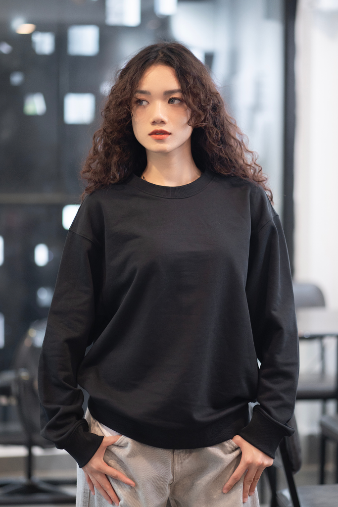 Áo Sweater Vải Da Cá Unisex Basic 7 Màu Overco - O4F1