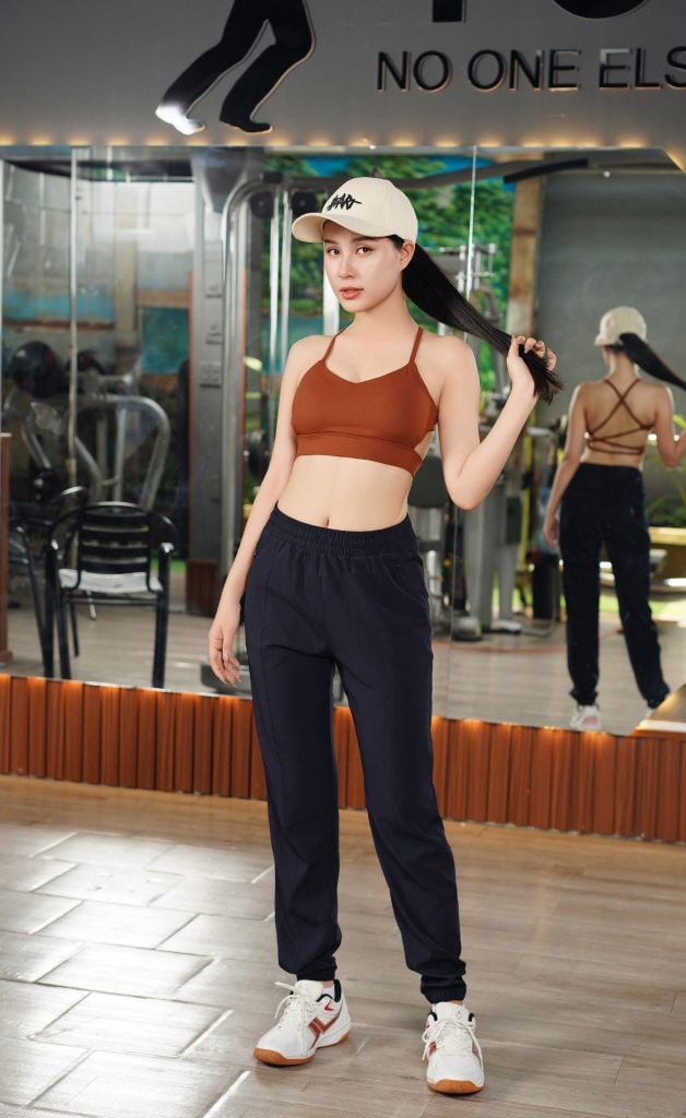 Quần Dài Jogger Thể Thao Nữ Overco -  SPW003