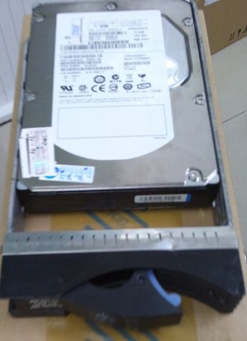 IBM 300GB 15K 6Gbps SAS 3.5 G2HS HDD - 49Y6092
