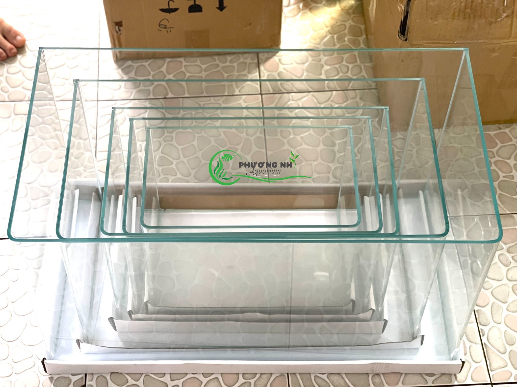 Hồ đúc kính siêu trong