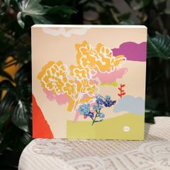 Hộp đựng quà Vườn Hoa - Be (24x24x7,5cm)