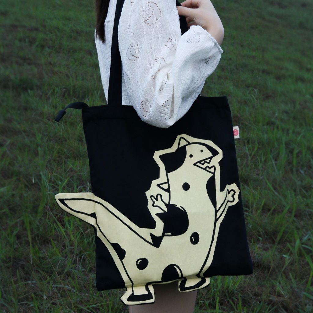 Túi Tote Khủng Long Thò Đuôi