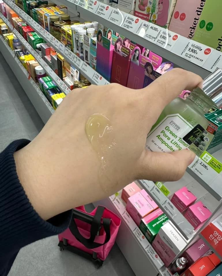 Tinh chất cà chua xanh & Nho tím Sungboon Editor Green Tomato Pore Lifting Ampoule+ se lỗ chân lông - PHỒNG PHỀNH
