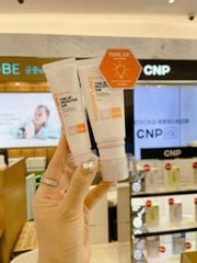 Set kem chống nắng CNP 50ml+31ml nâng tone cho da dầu