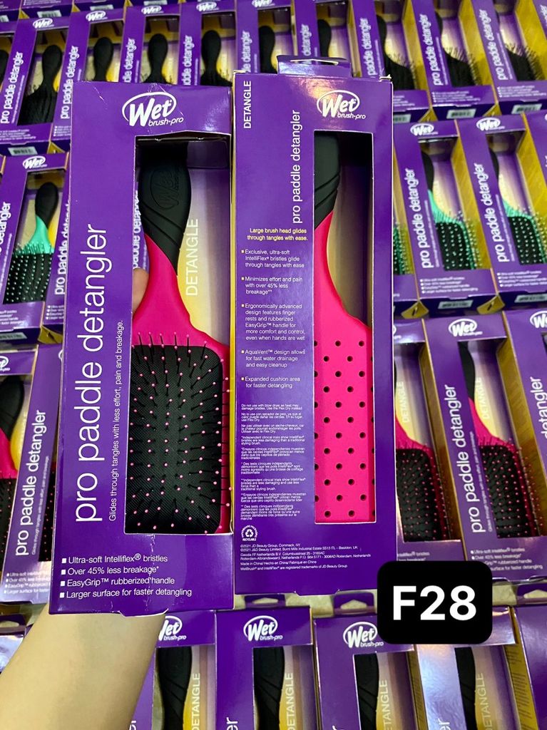 Lược gỡ rối WET BRUSH full size mua sale