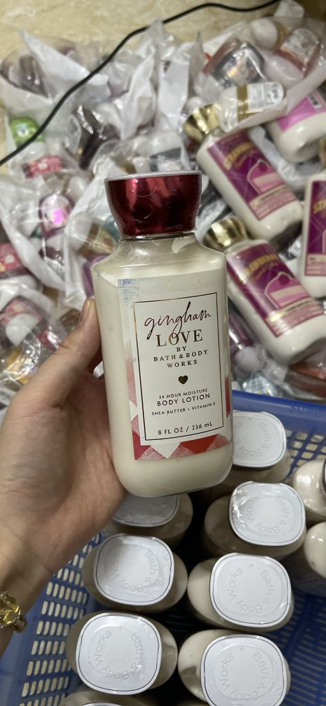 Dưỡng thể nước hoa Bath & Body Works  Body Lotion 236ml