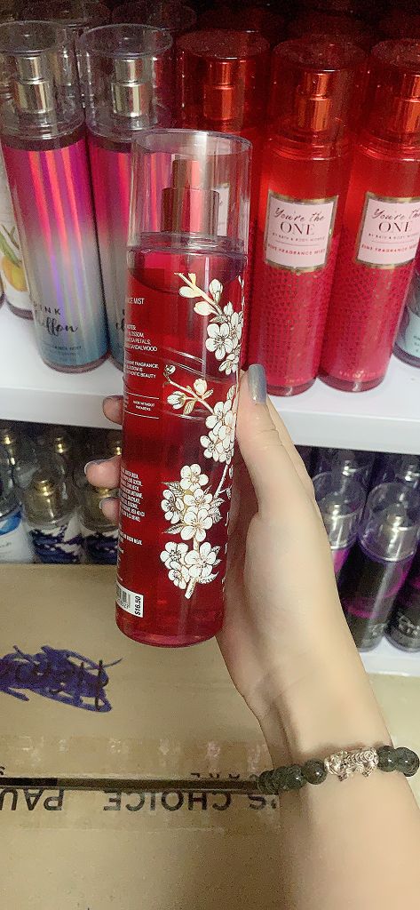 XỊT THƠM CƠ THỂ BATH & BODY WORKS BODY MIST 236ML