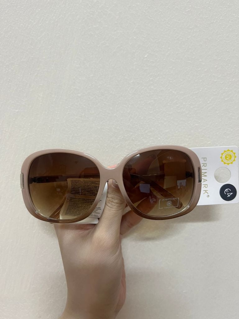 [PART 1] Kính mát Nữ SINSAY mua sale Ba Lan
