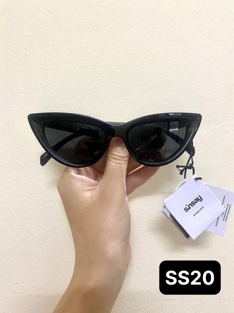 [PART 1] Kính mát Nữ SINSAY mua sale Ba Lan