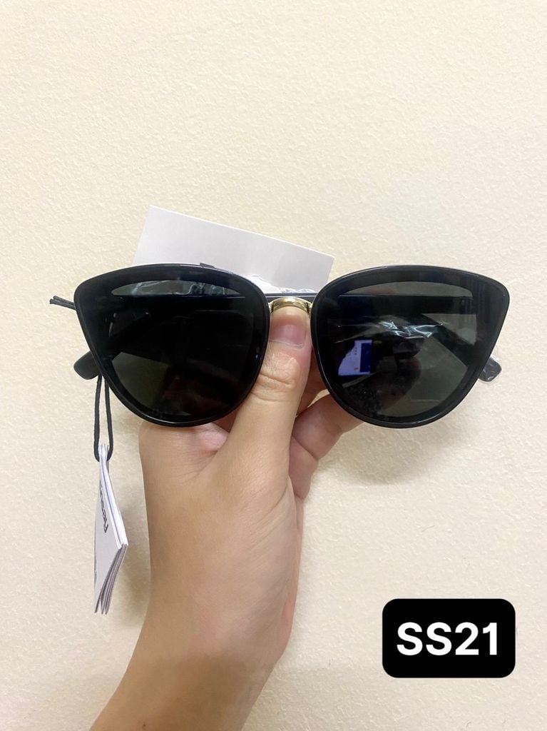 [PART 1] Kính mát Nữ SINSAY mua sale Ba Lan