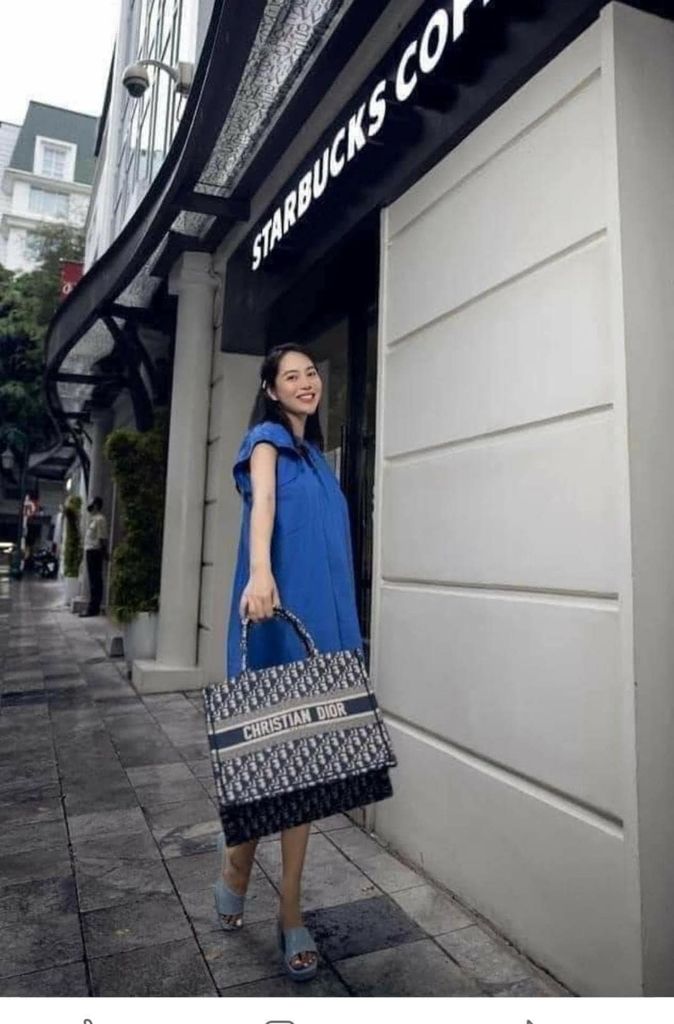 VÁY XUÔNG NỮ MANGO VỢT SALE PLN
