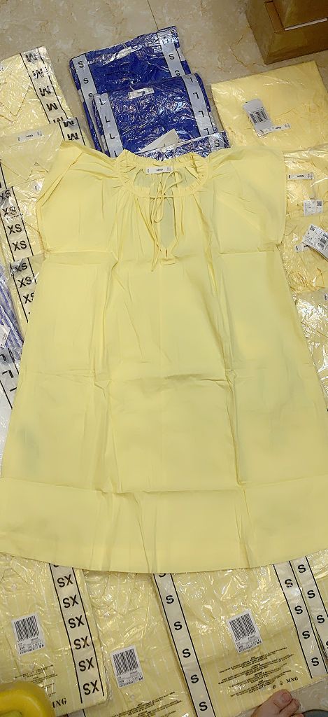 VÁY XUÔNG NỮ MANGO VỢT SALE PLN
