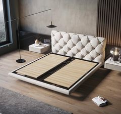 Giường ngủ GN038