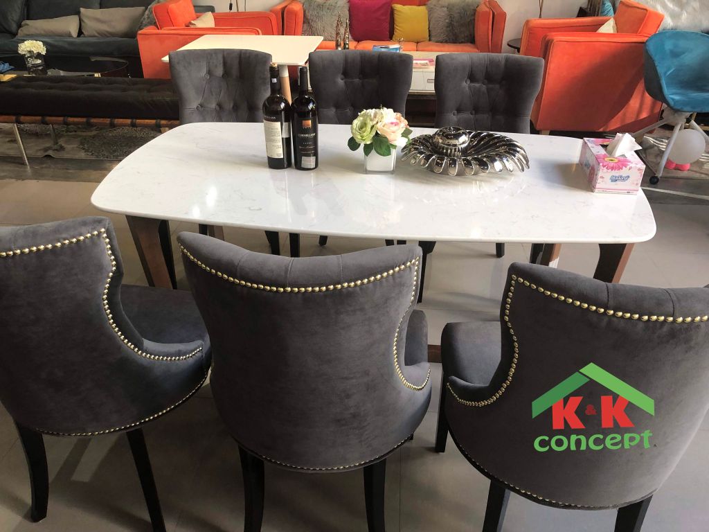 Bàn ăn mặt đá BA001