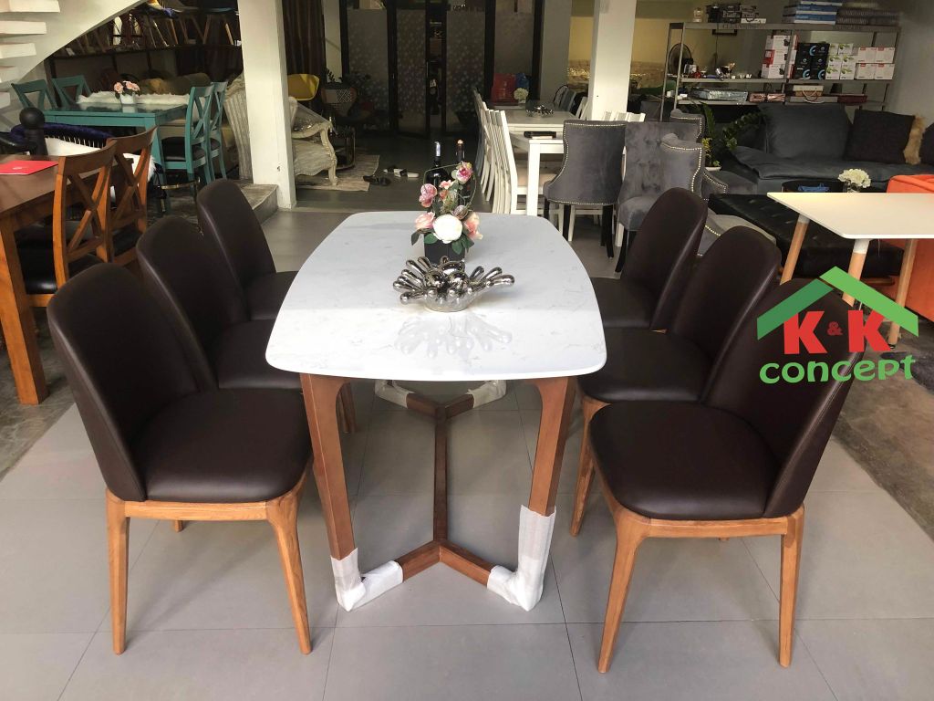 Bàn ăn mặt đá BA001