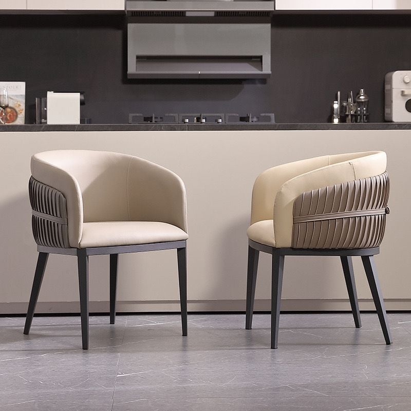 Ghế ăn bọc da công nghiệp cao cấp chân gỗ sơn đen GA049