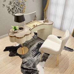 Bàn trang điểm BTD005