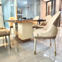 Ghế ăn lưng ốp gỗ sơn piano, bọc da Microfiber, chân gỗ sơn GA058